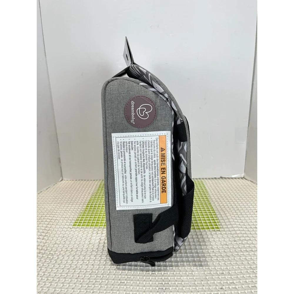 Dreambaby Grab N Go Booster Seat PortableTravel High Chair Grey Black Sealed NEW